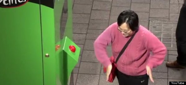robot dancing free food