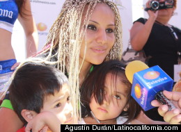 Inmigrante, boxeadora, madre soltera y campeona regresa a LA