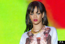 Confirmed! Rihanna And River Island To Collaborate On A Clothing Collection