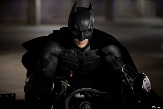 The Dark Knight Rises: Batman's Phobia To Bats Explained, And How He ...