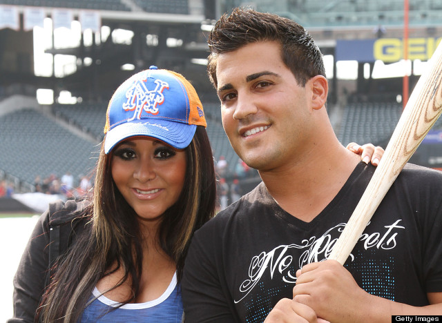 http://urls.re/S3R .It's A Boy For Snooki!