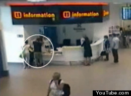 La dejaron... para irse de vacaciones