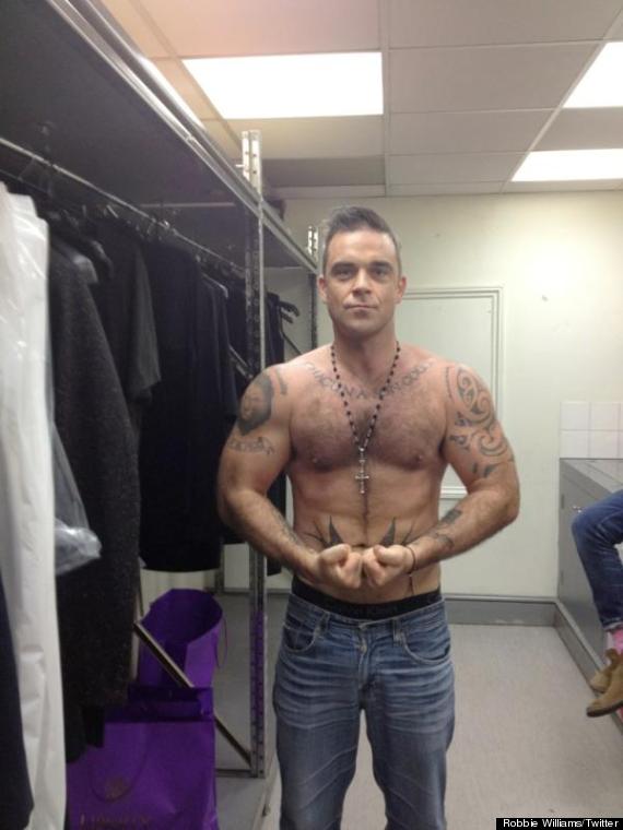 Robbie Williams Weight Loss Star Debuts New Slimline Physique After Losing 24lbs In Five Weeks 3301