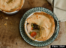 http://i.huffpost.com/gen/735250/thumbs/s-CHICKEN-POT-PIE-BURGLAR-large.jpg