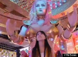 LADY GEAR-GA: Robot Cabaret Performers Electrify Tokyo Crowds