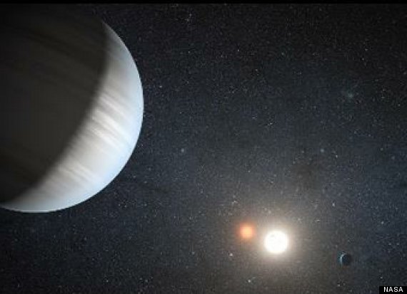 planetas con dos soles
