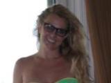 Britney Spears Shows Off Her Bikini Body...