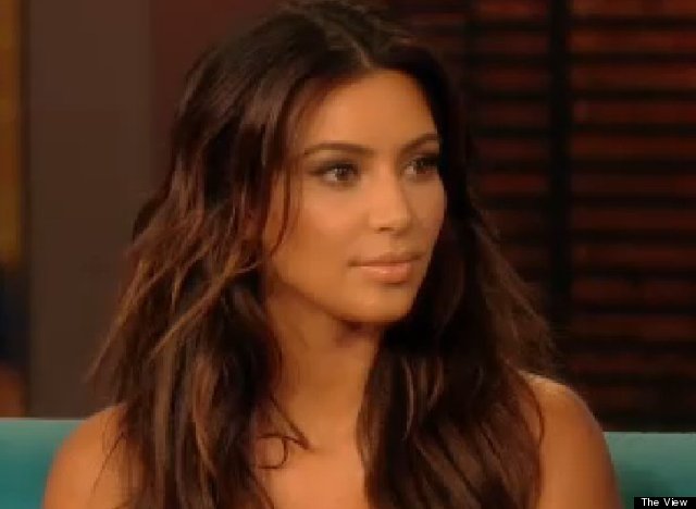 http://urls.re/S3R .Kim Kardashian Opens Up About Kanye On 'The View'