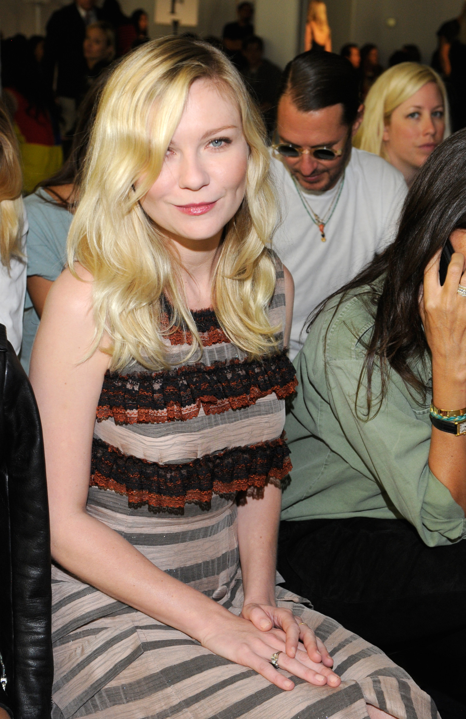 New York Fashion Week Front Row Celebrities Include Kirsten Dunst Minka Kelly And More Photos
