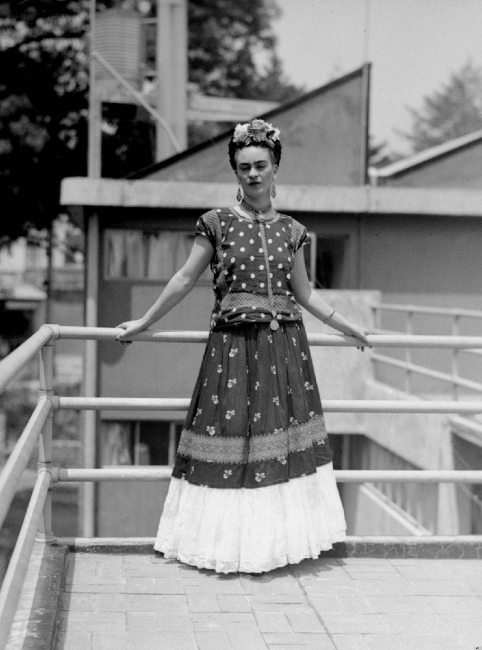 National Hispanic Heritage Month 2012: We Pay Tribute To Frida Kahlo&#039;s