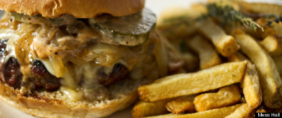 National Cheeseburger Day La