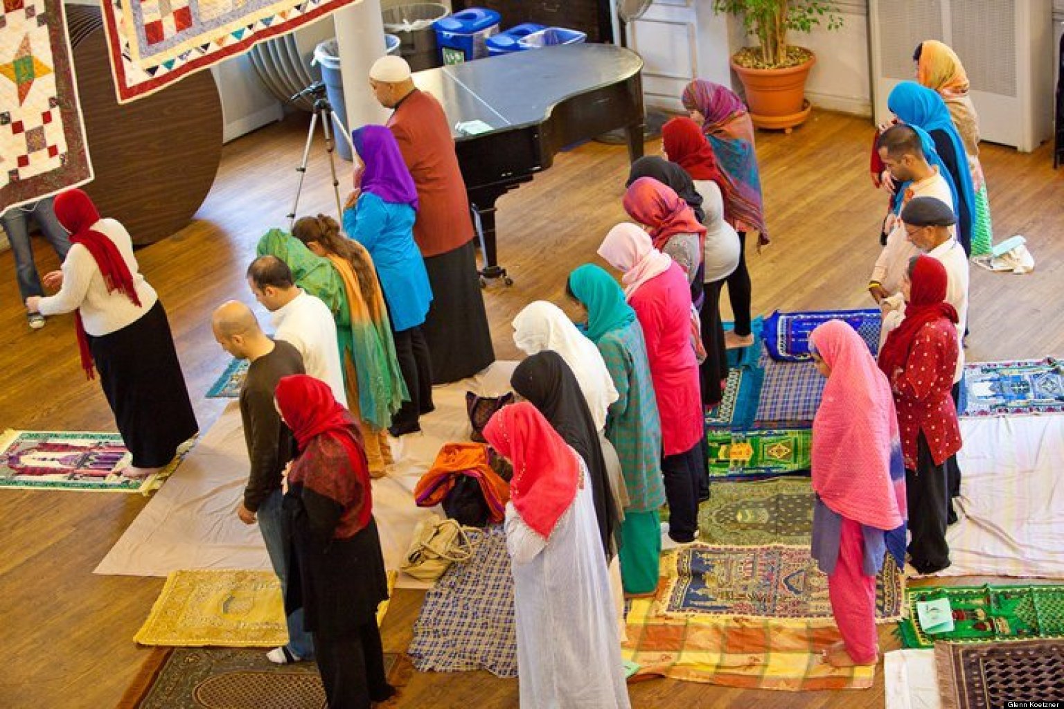 Progressive Muslims Launch Gay Friendly Women Led Mosques In Attempt To Reform American Islam 