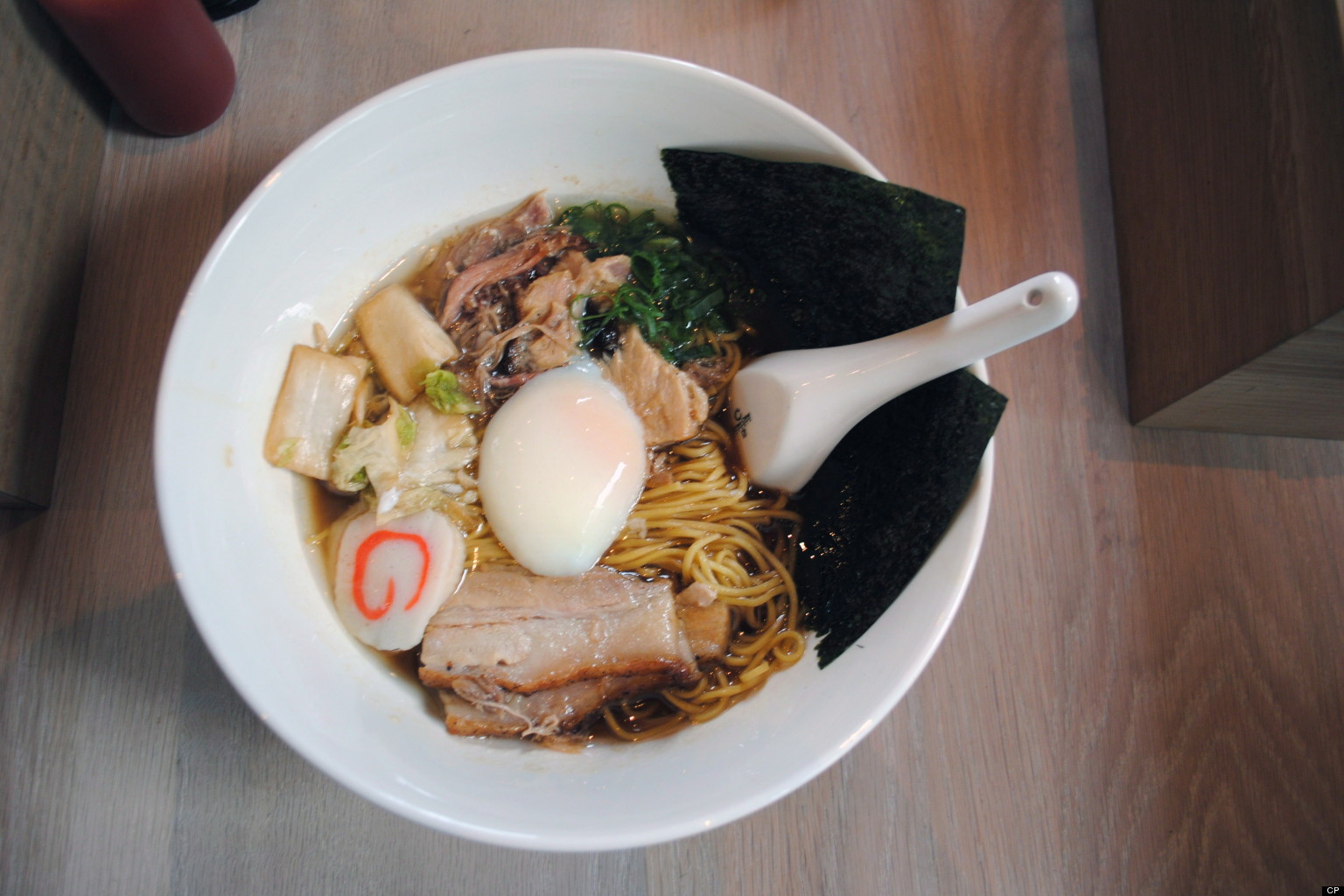 Momofuku Toronto Popular Noodle Bar Hits Toronto