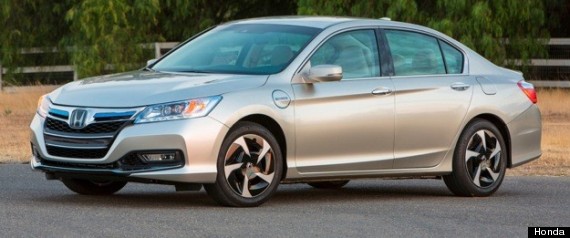 r-2013HONDAACCORDPHEV628-large570.jpg