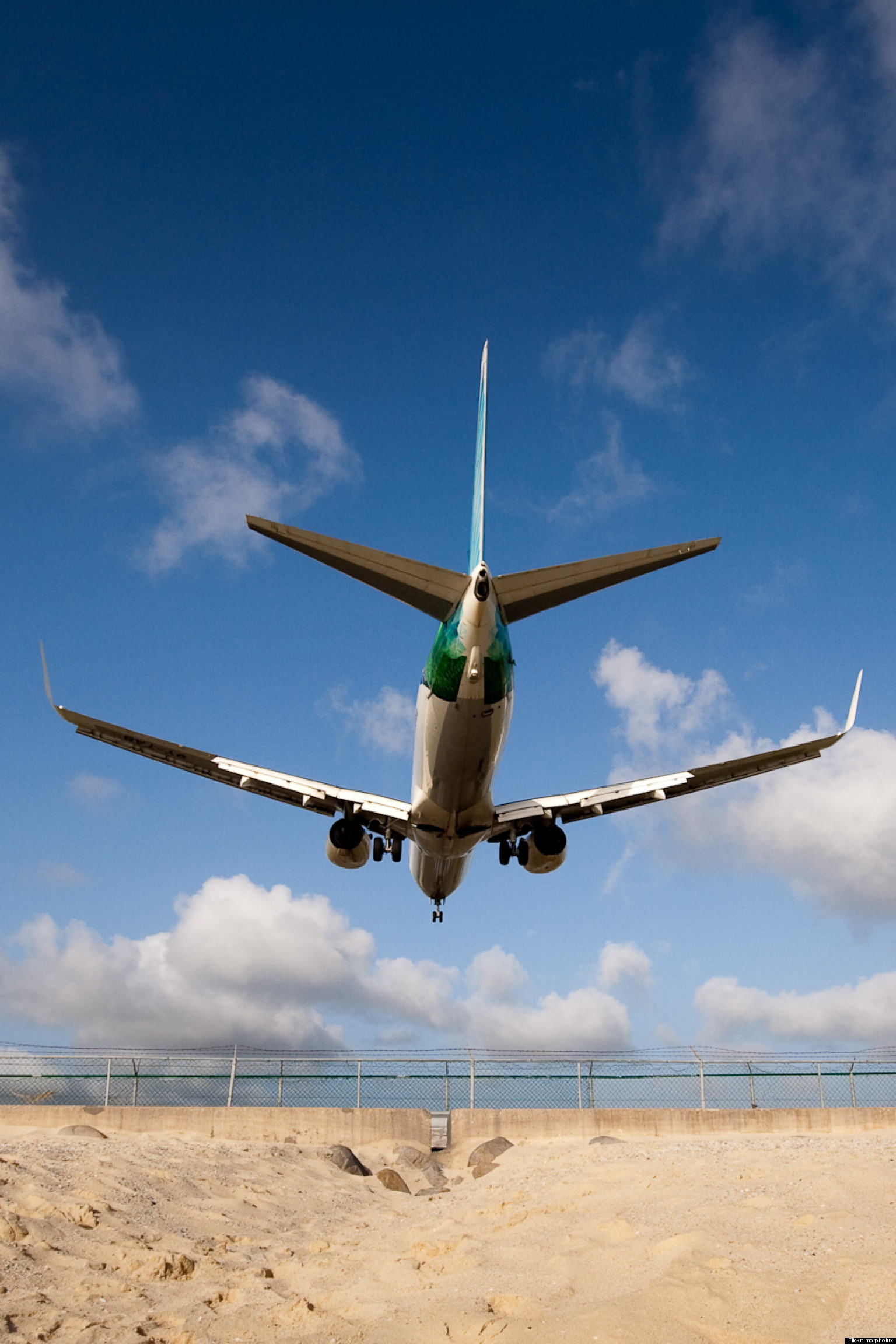 World's Scariest Runways (VIDEOS) HuffPost