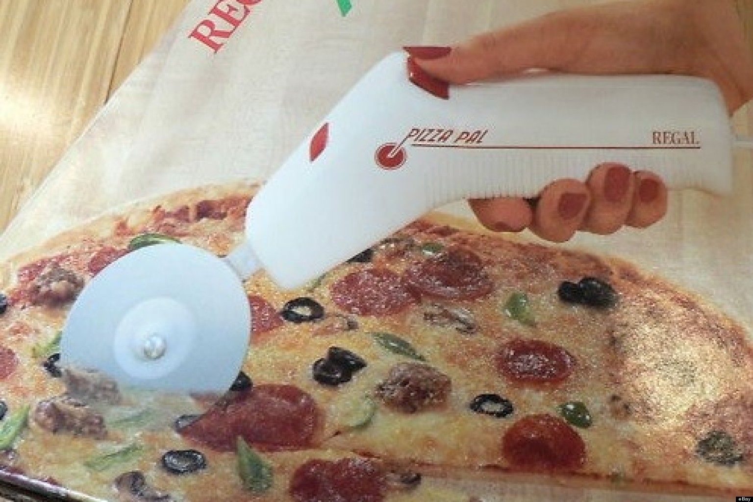 Electric Pizza Cutter Is One Of The Silliest Things We've Ever Seen