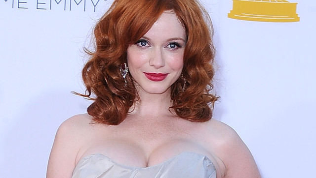 Christina Hendricks Interview Goes Awry When She S Called Full Figured Video Huffpost