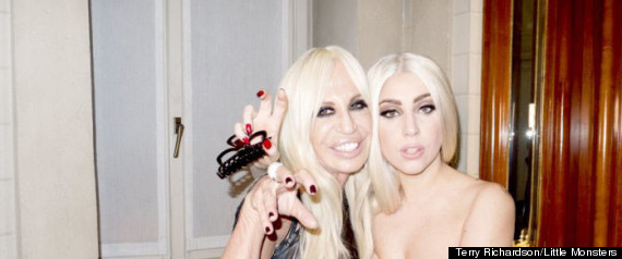 LADY GAGA TOPLESS