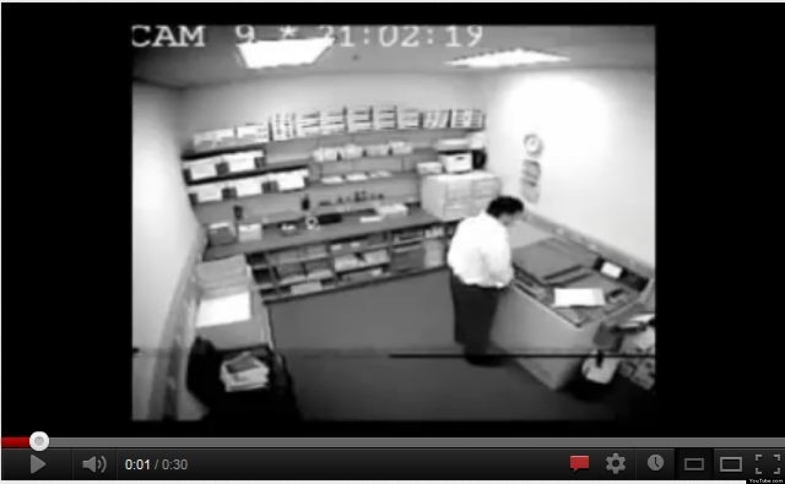 Photocopier Prank Goes Wrong (VIDEO) HuffPost UK