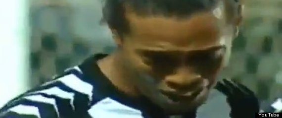 Ronaldinho Llora