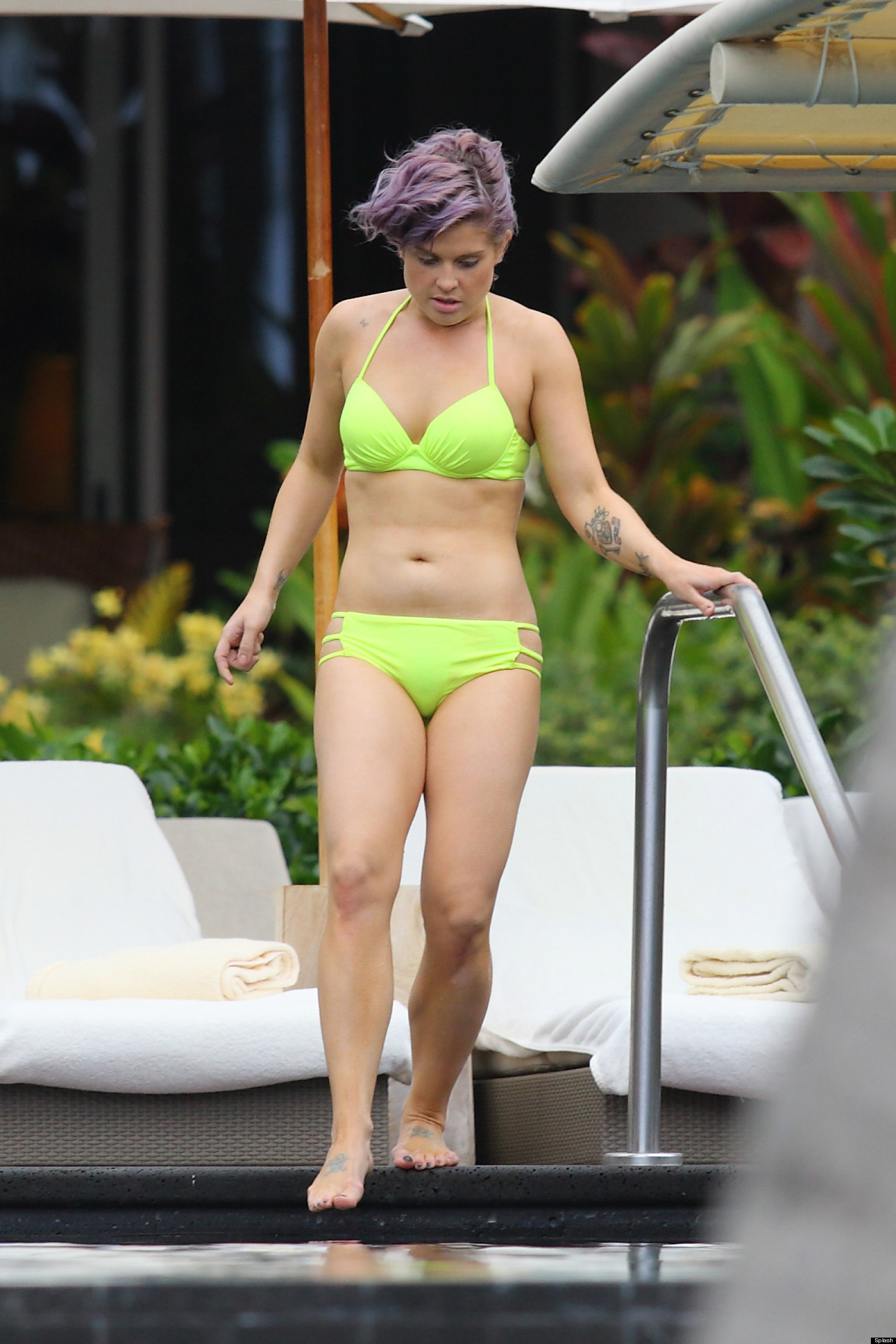 kelly osbourne bathing suit 2022