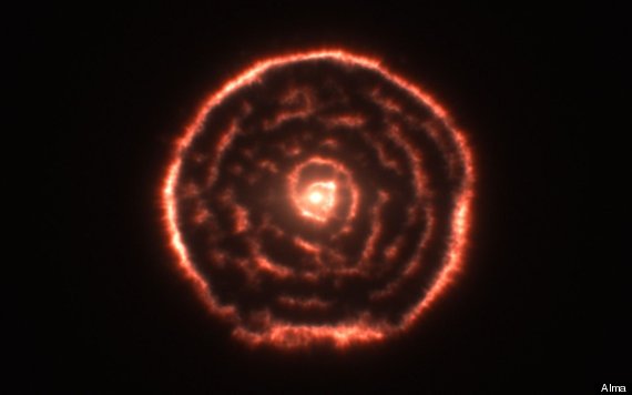 Strange Spiral Orbiting Giant Red Star 'May Be Last Thing Humans See' O-ALMASPIRALSTRUCTURE-570