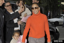 Masterpiece or Disasterpiece? Jennifer Lopez' Neon Jumper And Clown Pants