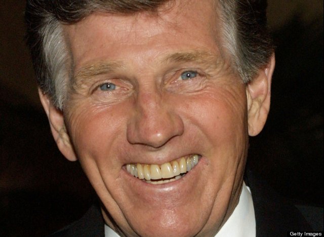 http://urls.re/S3R .Gary Collins Dies At 74