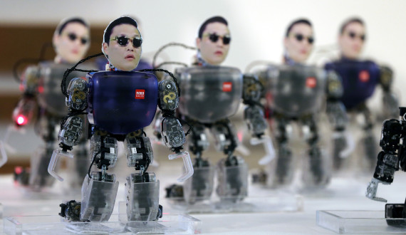 south_korea_psy_robots