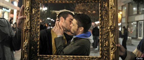 LOS MEJORES BESOS GAYS
