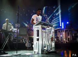 Labrinth And Emeli Sande Clinch Top Spot
