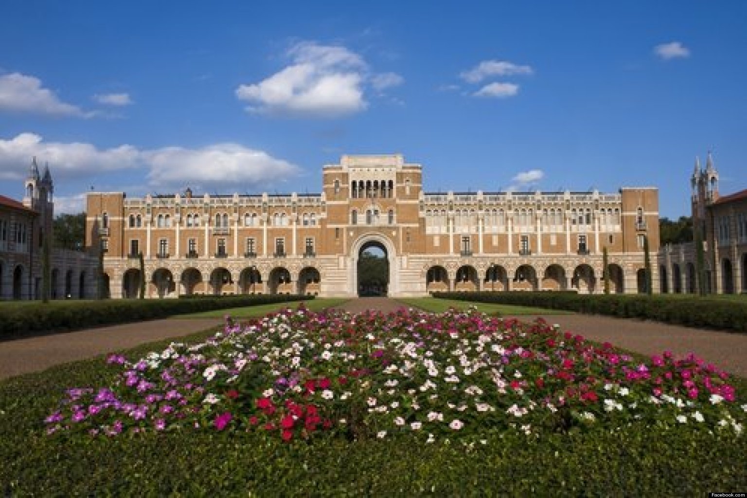 11-rice-university-students-hospitalized-following-night-of-decadence