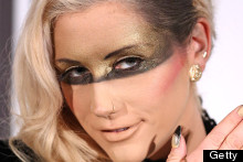 We Can See Where Kesha Was Going With This Look. She Just Didn't Quite Arrive...