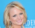 Big Waves of Gorgeous Hair Make Splash at CMAs