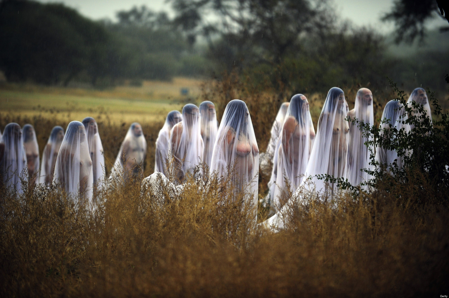 Spencer Tunick Marks Mexico S Day Of The Dead With Usual Battalion Of