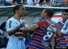 Lo sangraron y lo suspendieron (VIDEO)