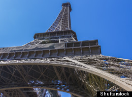 WATCH: Hilarious Tourists At The Eiffel Tower