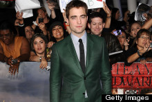 Masterpiece Or Disasterpiece: Robert Pattinson Goes For Green At Twilight Premiere