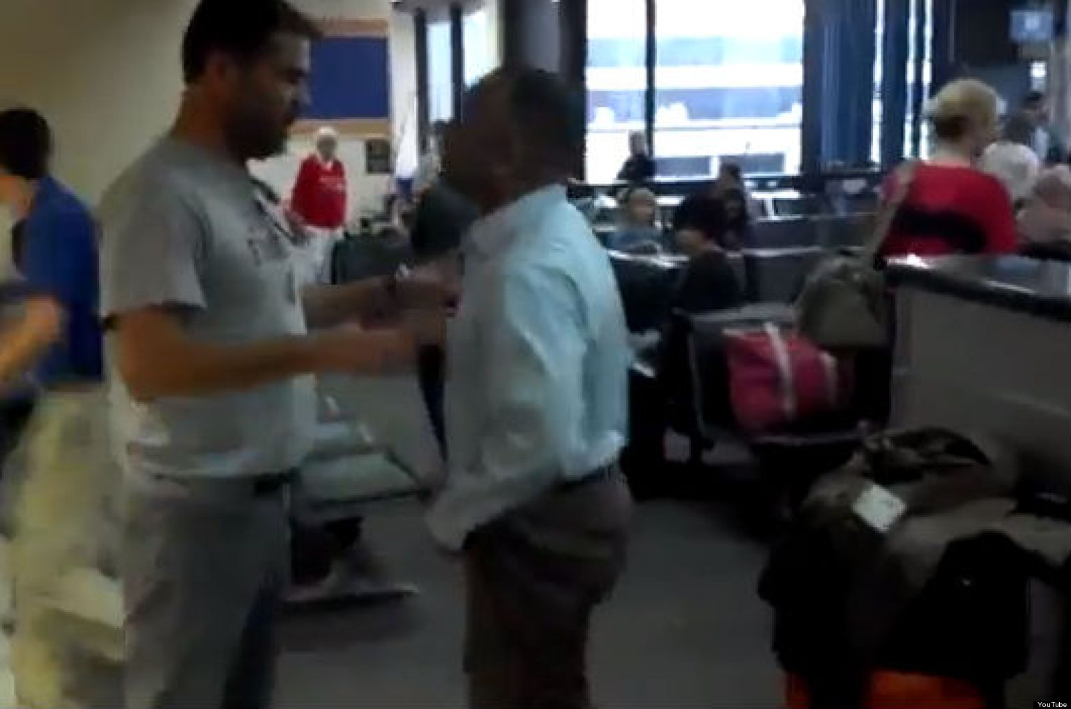 Drunk Airport Fight Texas A&M Fan Appears To Start Fight In New