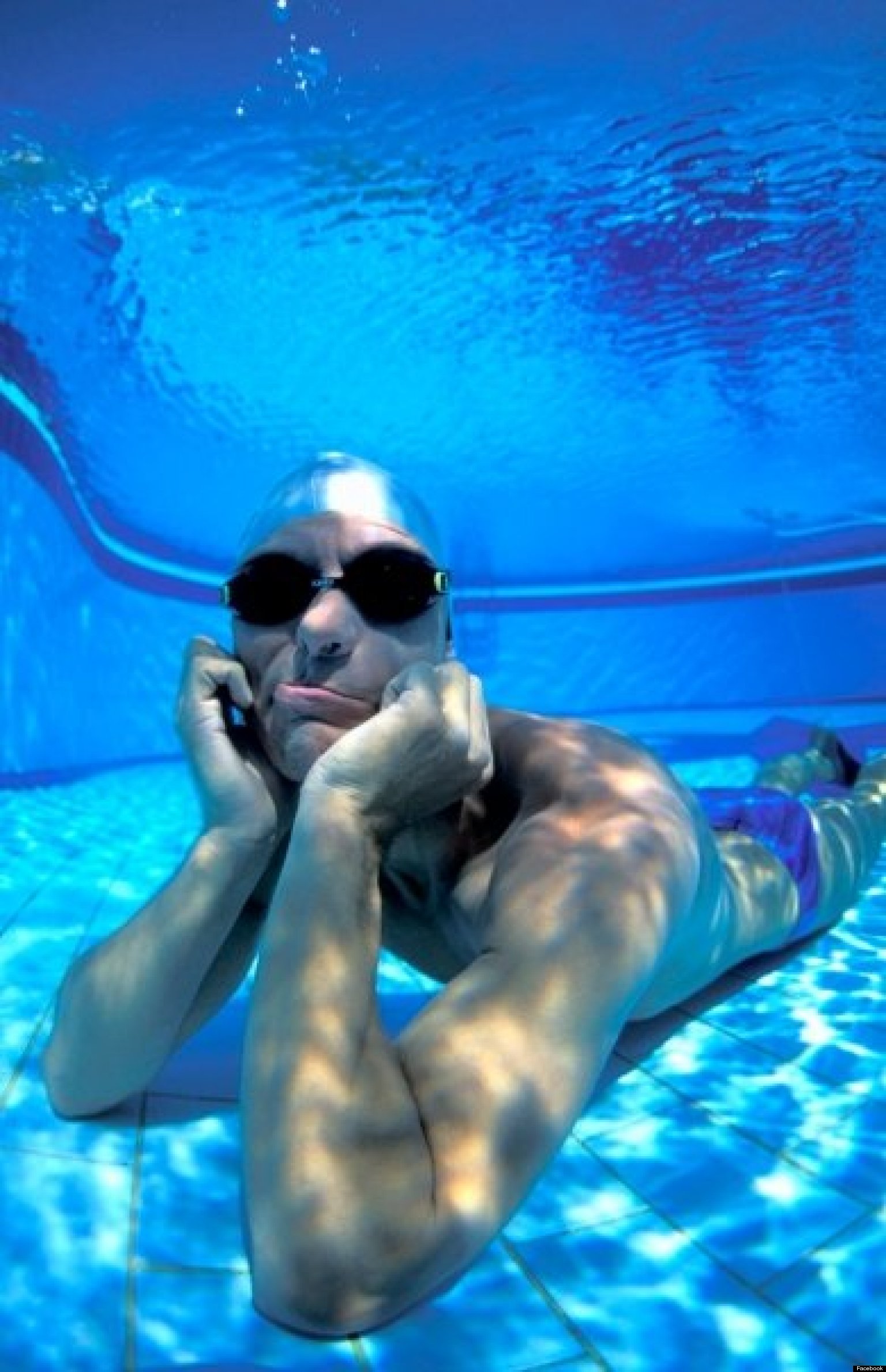 World Record Holding Breath Under Water 64