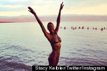 George Clooney's Gal Pal Stacy Keibler Does a Bar Refaeli, Covers Bikini Body In Mud And Still Looks Fabulous