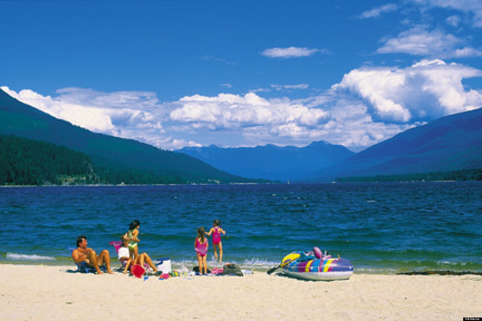 Vacation Time In Canada Shows Disparity Between Provinces According To