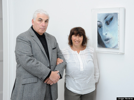 amy winehouse unveiling 26 nov 20012 013