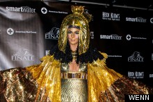 Walk Like An Egyptian: Heidi Klum Is Outrageous Cleopatra For Belated Halloween Bash