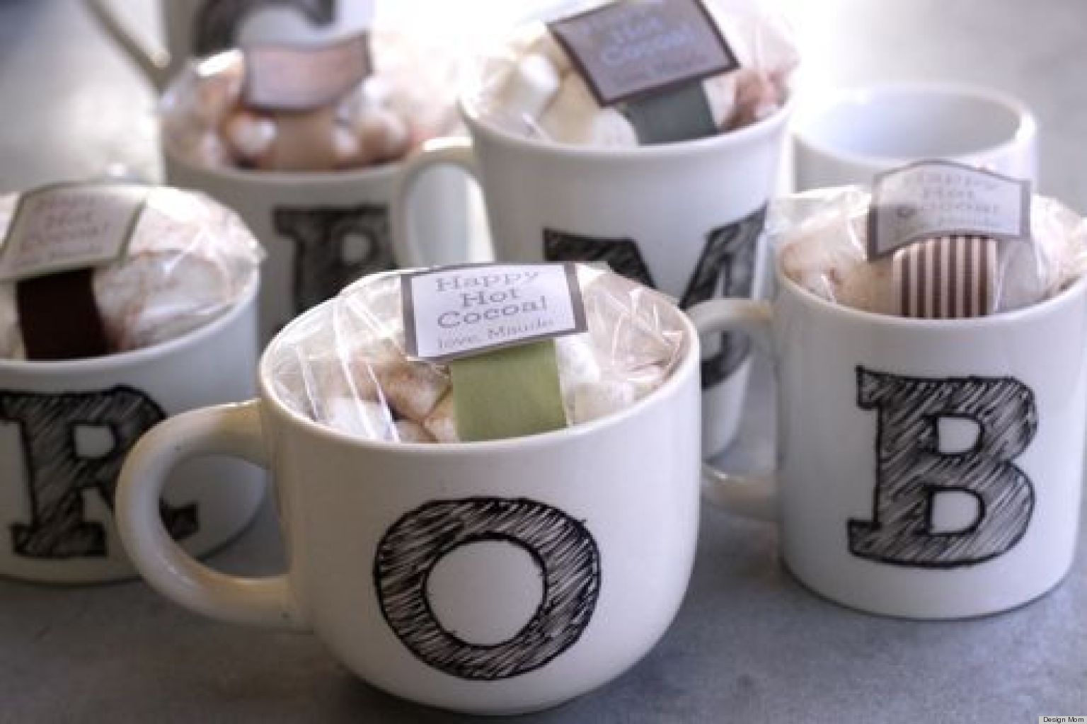 Homemade Gift Ideas: Monogrammed Mugs
