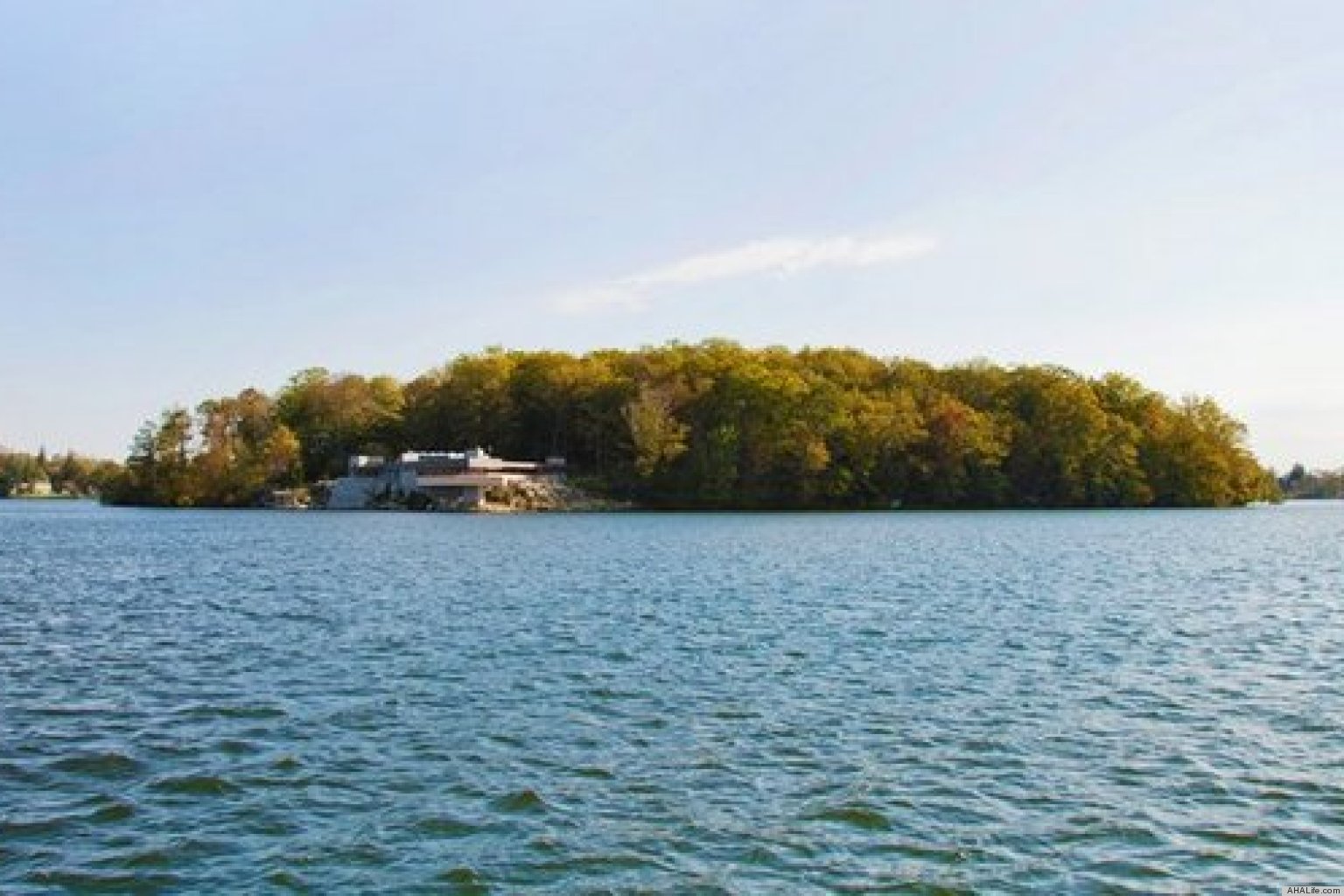 Heart-Shaped Island For Sale: Buy This Controversial Frank Lloyd Wright