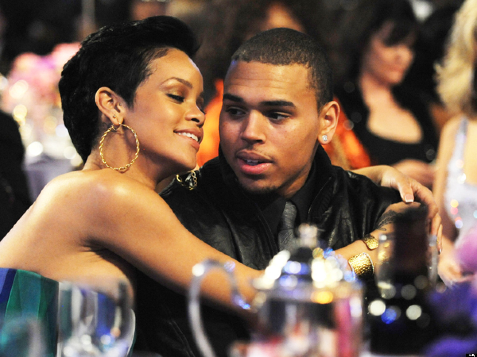 Chris Brown Rihanna Back Together Again Why We Cant Look Away Huffpost 