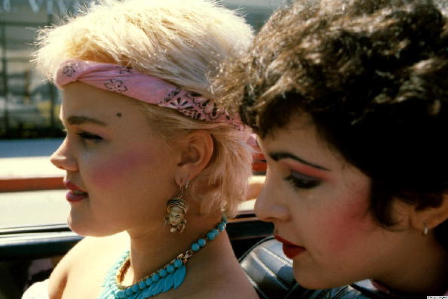The Go-Go's Make Colorful '80s Makeup Cool (PHOTO) | HuffPost