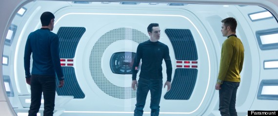 Star Trek Into Darkness Plot