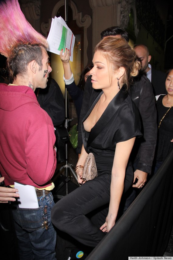 leann rimes wardrobe malfunction